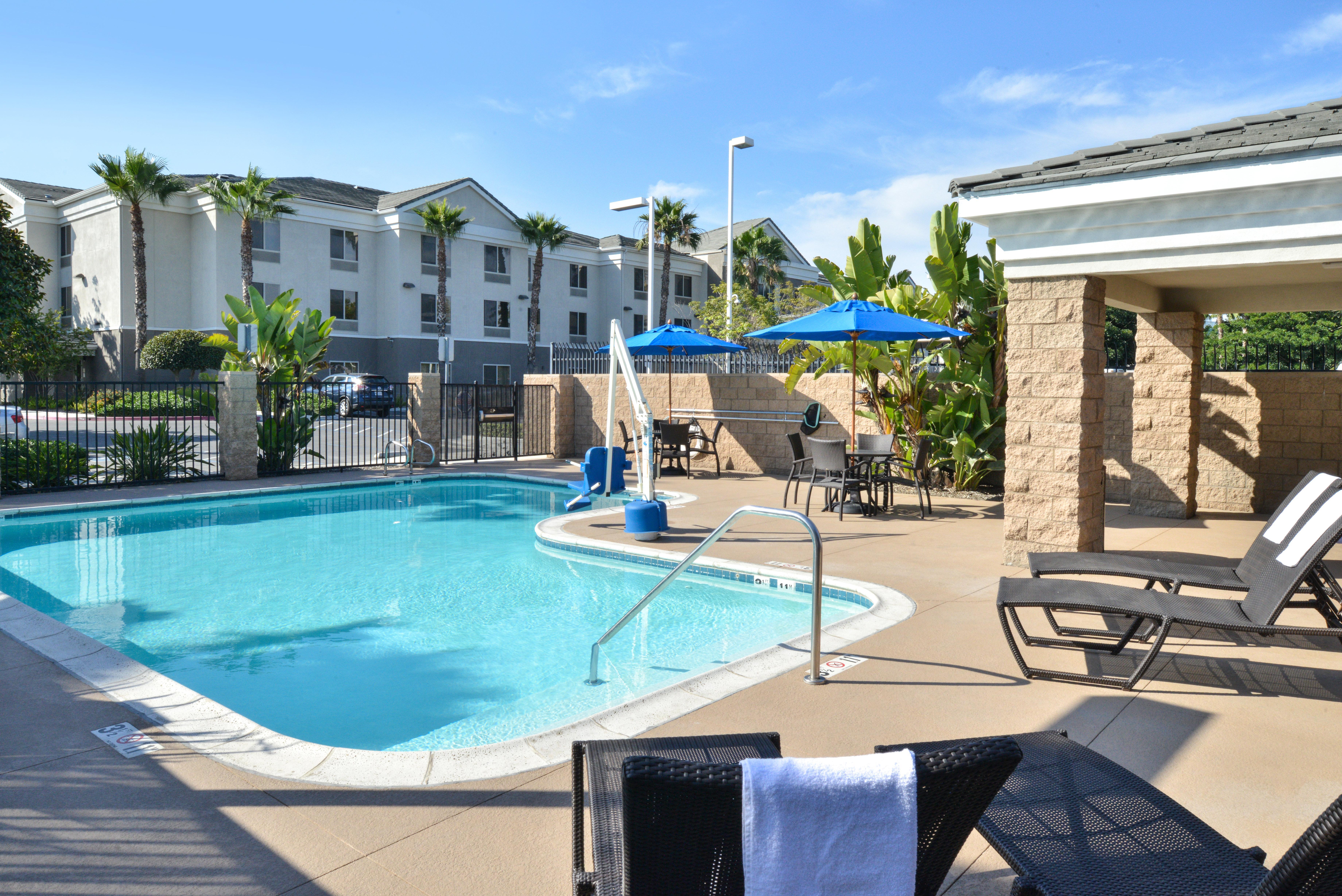 Holiday Inn Express San Diego - Otay Mesa, An Ihg Hotel מראה חיצוני תמונה