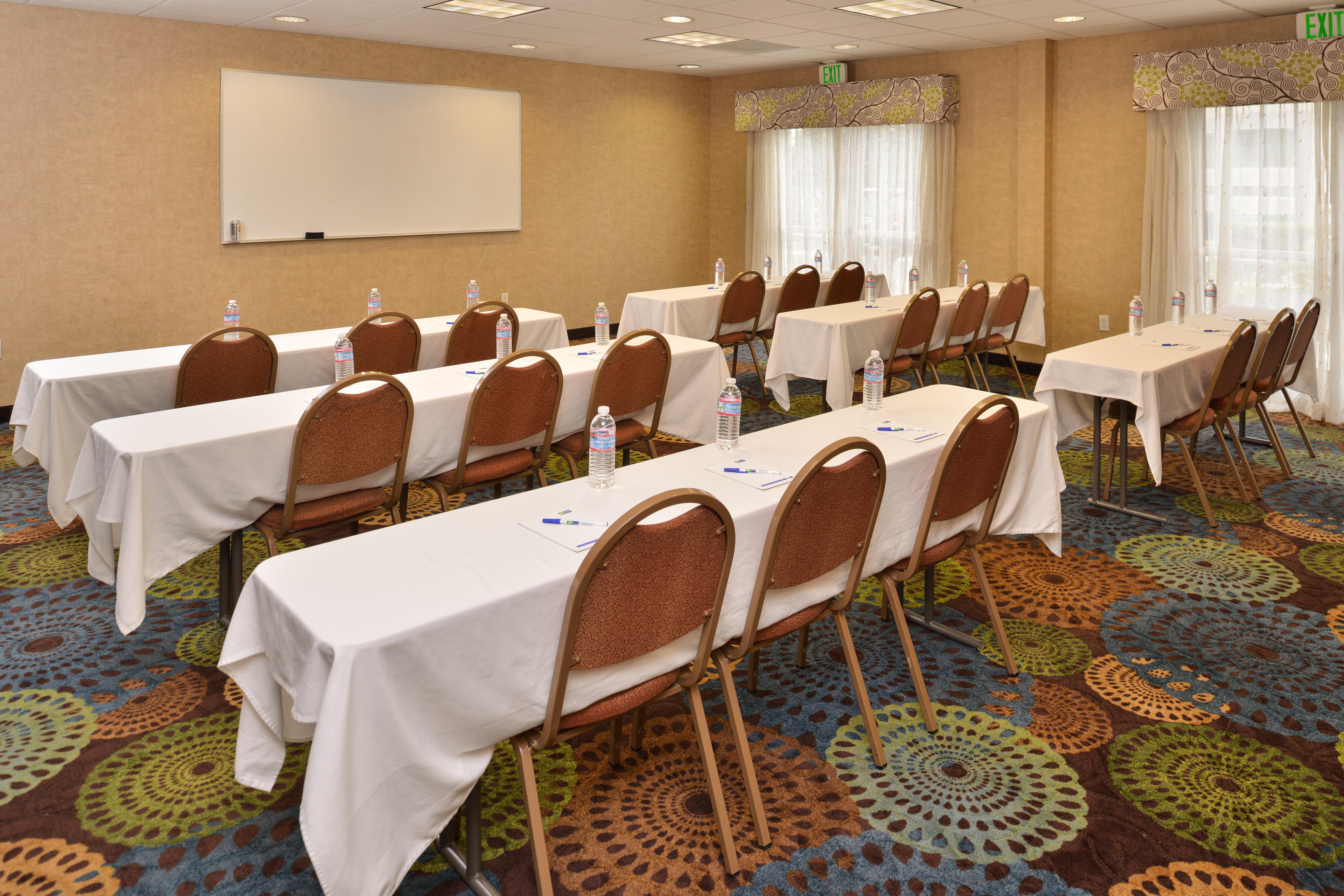 Holiday Inn Express San Diego - Otay Mesa, An Ihg Hotel מראה חיצוני תמונה