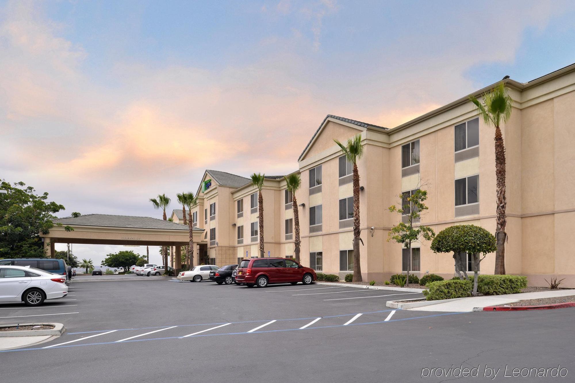 Holiday Inn Express San Diego - Otay Mesa, An Ihg Hotel מראה חיצוני תמונה